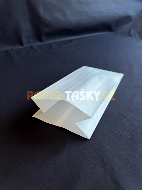 NEPROMASTITELNÉ dvouvrstevné SÁČKY – BÍLÉ 16